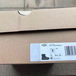 UGG Kids' Classic Mini Mond Waterproof Boot